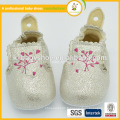 En stock 2015 best selling vente chaude haute qualité nouvelle mode gros chaussures baby moccasins